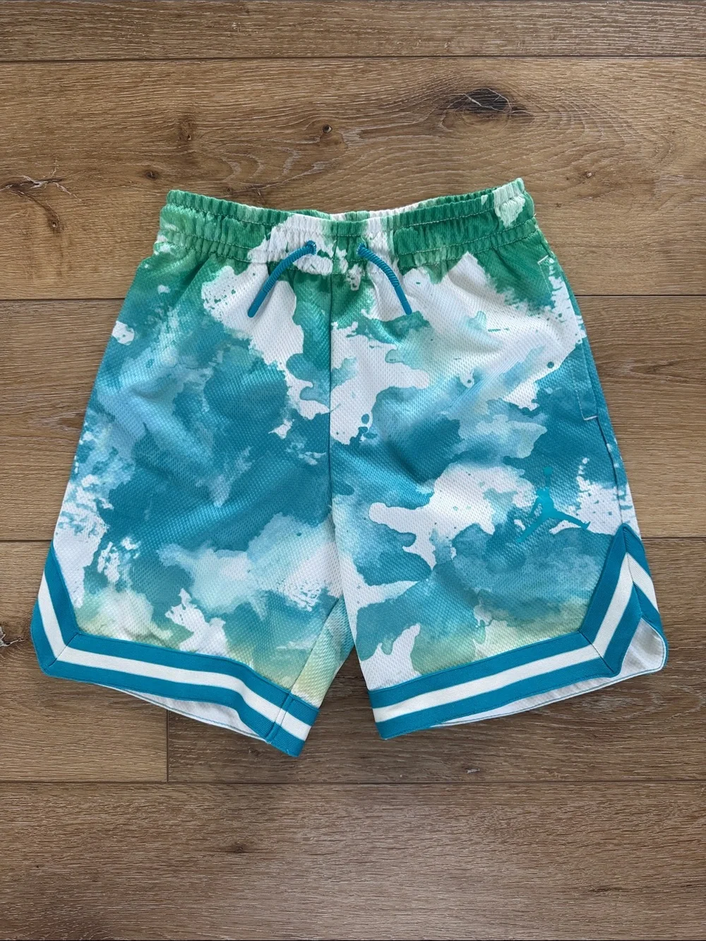 Jordan Watercolor Remix shorts. Youth Size S